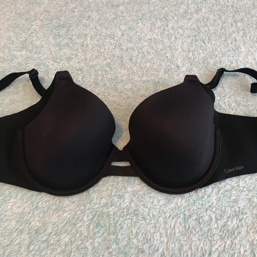 Calvin Klein T-shirt bra size 34b